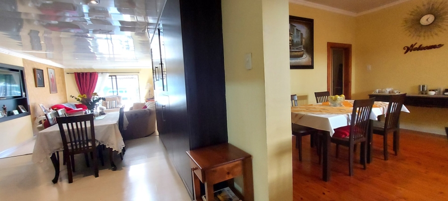 7 Bedroom Property for Sale in Gonubie Eastern Cape